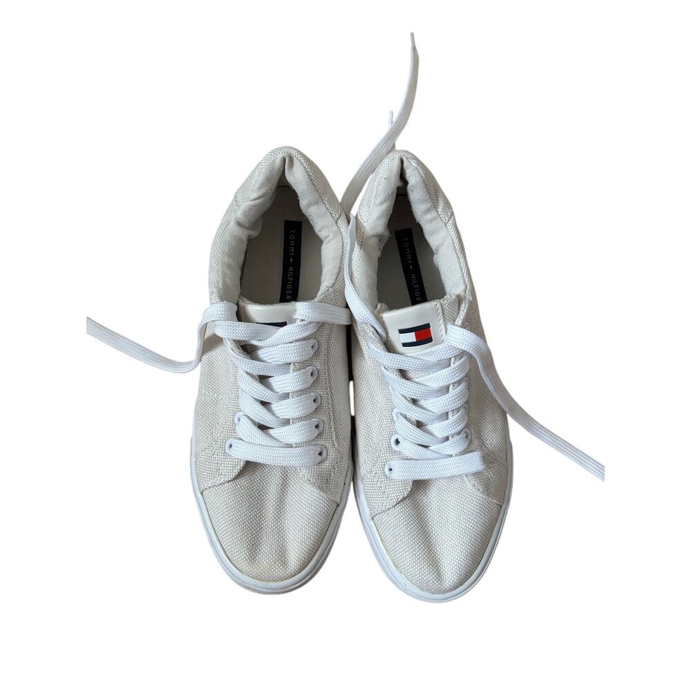 Tommy Hilfiger Women’s White Canvas Lace-Up Sneakers Size 7M Casual Shoes - Picture 2 of 6